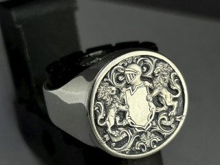 mens signet rings-06-16-07-55.jpeg